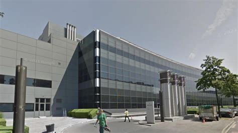 incendie entrepot rolex|Genève : un atelier de Rolex évacué suite à un incident chimique.